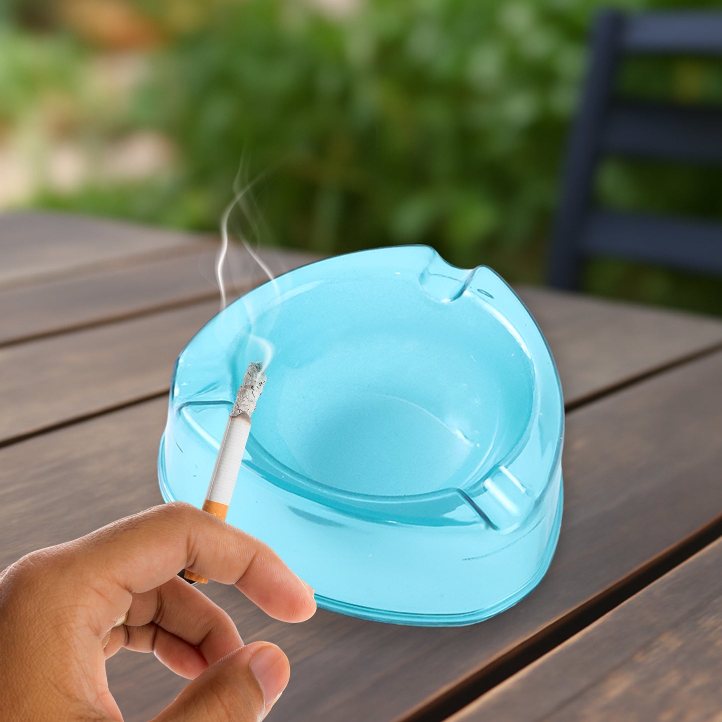 Oblivion Heavy-duty Transparent Plastic Ashtray With Triple Rest Slots Anti-slip Base (1 Pc)