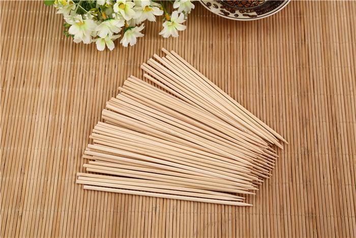 Camping Wooden Color Bamboo Bbq Skewers Barbecue Shish Kabob Sticks Fruit Kebab Meat Party Fountain Bamboo Bbq Sticks Skewers Wooden (30cm)